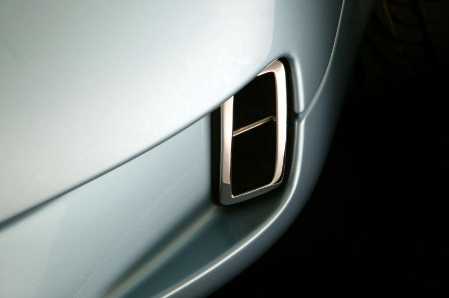  Ford Focus Concept 2004 года  (фото 10 из 14)